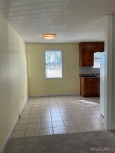 1100 Ashurst Bar Rd in Tallassee, AL - Building Photo - Building Photo