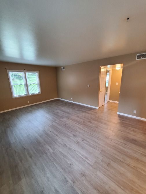property at 1336 E Randolph Ct