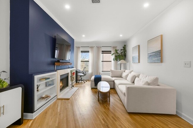 1021 Grand St in Hoboken, NJ - Building Photo - Building Photo