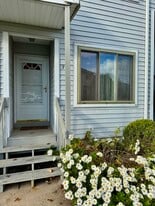 376 Cypress Rd in Newington, CT - Building Photo