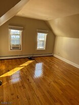 121 Rutgers St in Belleville, NJ - Building Photo