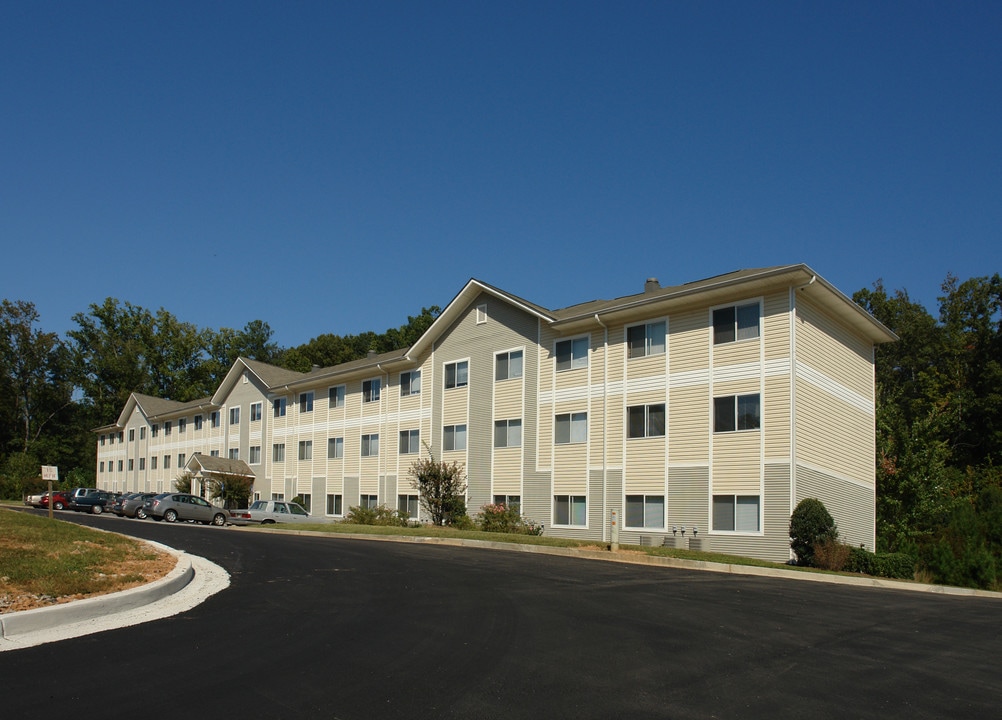 Alice Williams Towers in Lithonia, GA - Foto de edificio