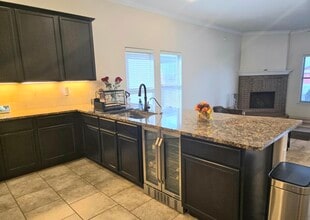 817 E 91st St in Odessa, TX - Building Photo - Building Photo