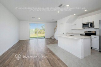 2735 Riverfield Rd in Cape Coral, FL - Building Photo - Building Photo