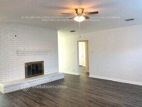 15823 Blackhawk Blvd in Friendswood, TX - Building Photo - Building Photo