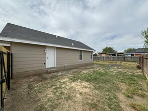 195 Richland Hills Blvd in Eagle Pass, TX - Building Photo - Building Photo