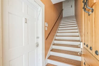 1716 Richmond Ave. in Houston, TX - Building Photo - Building Photo