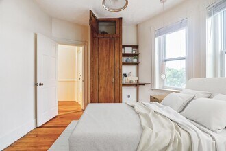 132 Day St in Boston, MA - Building Photo - Building Photo