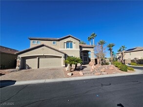 10134 Reflection Brook Ave in Las Vegas, NV - Foto de edificio - Building Photo