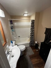 1311 Monroe Ave in Racine, WI - Building Photo - Building Photo