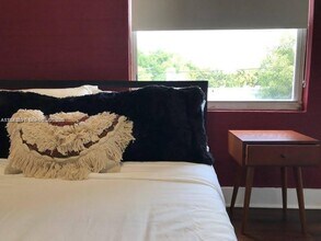 274 NW 32nd St in Miami, FL - Building Photo - Building Photo