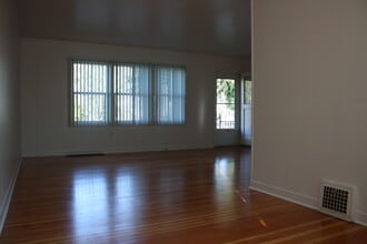 1334 Hunt Ave in Richland, WA - Building Photo - Building Photo