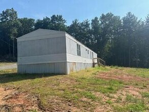 113 Cooks Park Dr in Ferrum, VA - Building Photo - Building Photo