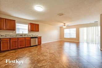 144 Walnut Crest Run in Sanford, FL - Building Photo - Building Photo