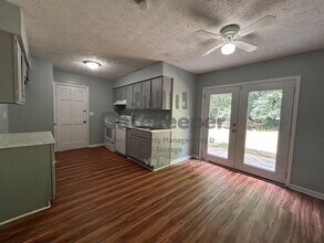 161 Sterling Ridge Dr in Riverdale, GA - Building Photo - Building Photo