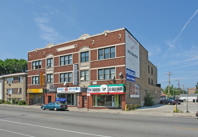 3714-3718 W Lawrence Ave