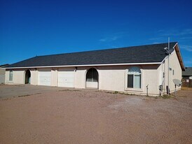 8340 W Concordia Dr in Arizona City, AZ - Building Photo