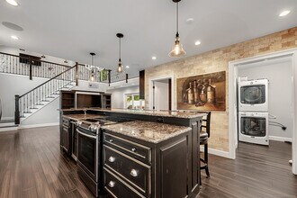 46 West St in Rocky Hill, CT - Building Photo - Building Photo