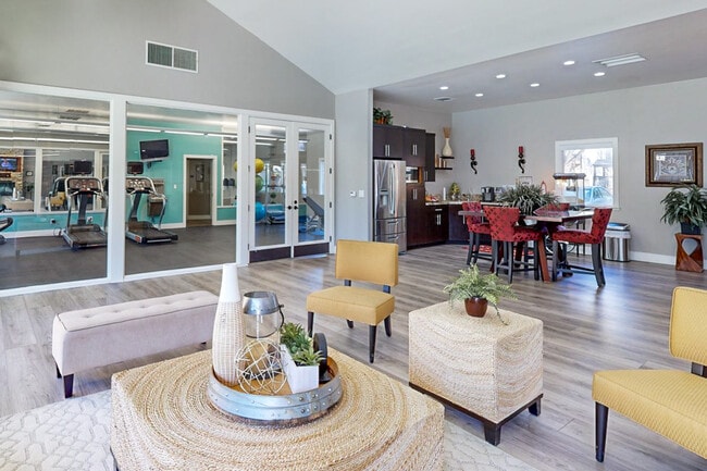 Hidden Creek in Vacaville, CA - Foto de edificio - Interior Photo