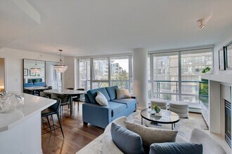 1383 Marinaside Crescent in Vancouver, BC - Building Photo - Building Photo