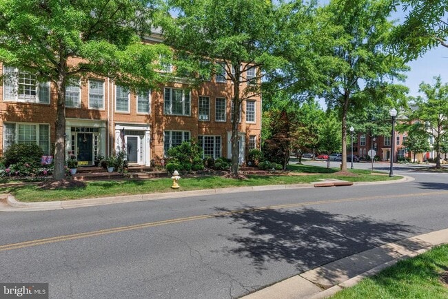 371 Cameron Station Blvd in Alexandria, VA - Building Photo - Building Photo