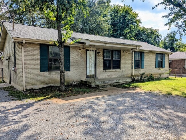 property at 721 Richards Rd