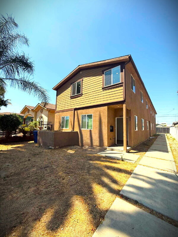 property at 829 E 74th St
