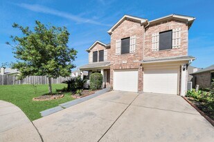 2038 Eddlewood Ct in Houston, TX - Building Photo
