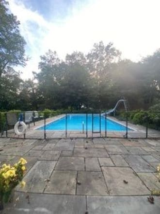 3 Collier Dr W, Unit 2