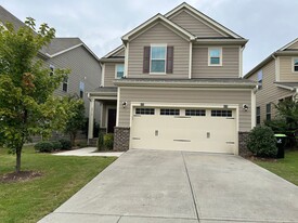 2914 Macbeth Ln in Apex, NC - Building Photo