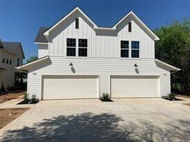 810 Dover St in Pilot Point, TX - Building Photo