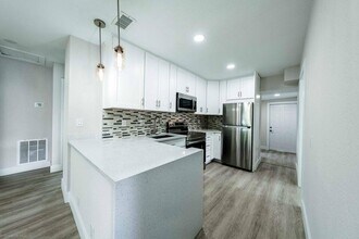 1405 NW 7th Terrace in Fort Lauderdale, FL - Building Photo - Building Photo