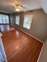 449 Midlothian Rd in St. Louis, MO - Building Photo - Building Photo