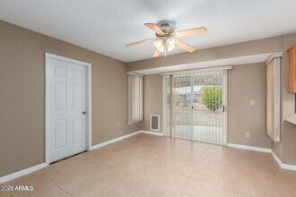 12630 N Blue Ridge Dr in Sun City, AZ - Foto de edificio - Building Photo