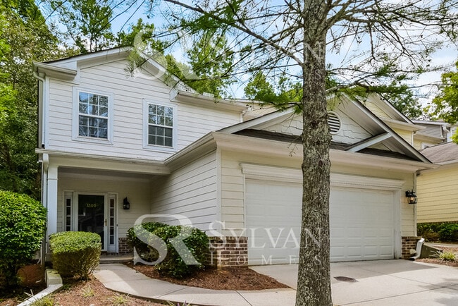 1300 Suttles Dr SW in Atlanta, GA - Building Photo - Building Photo