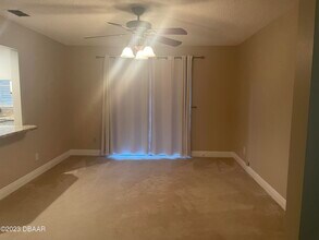 261 Manhattan Way in Port Orange, FL - Building Photo - Building Photo