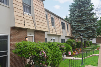 Woodland Park Apartments in Williamsport, PA - Building Photo - Building Photo