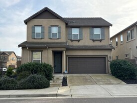 4370 Echo Lk Wy in Sacramento, CA - Building Photo