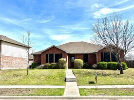 2906 Lake Vista Dr in Wylie, TX - Building Photo
