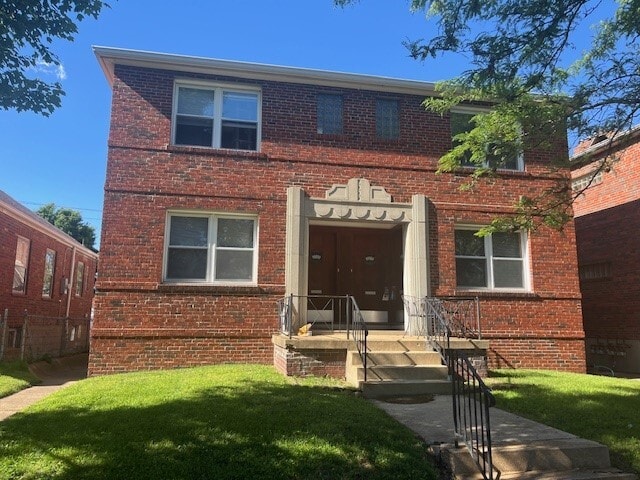 5247 Pernod Ave, Unit 1FL in St. Louis, MO - Foto de edificio - Building Photo