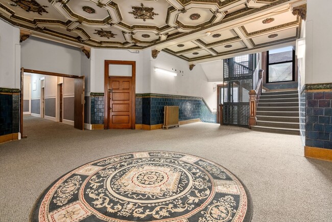 9 Sewall Ave in Brookline, MA - Building Photo - Building Photo