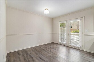 6900 Roswell Rd in Sandy Springs, GA - Building Photo - Building Photo