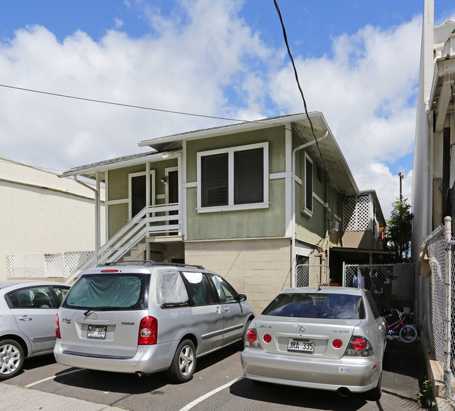 1732 Democrat St in Honolulu, HI - Foto de edificio - Building Photo