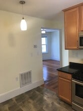 65 Conwell Ave, Unit 3 in Somerville, MA - Foto de edificio - Building Photo