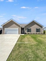 1037 Echo Rdg Rd in Columbia, TN - Building Photo