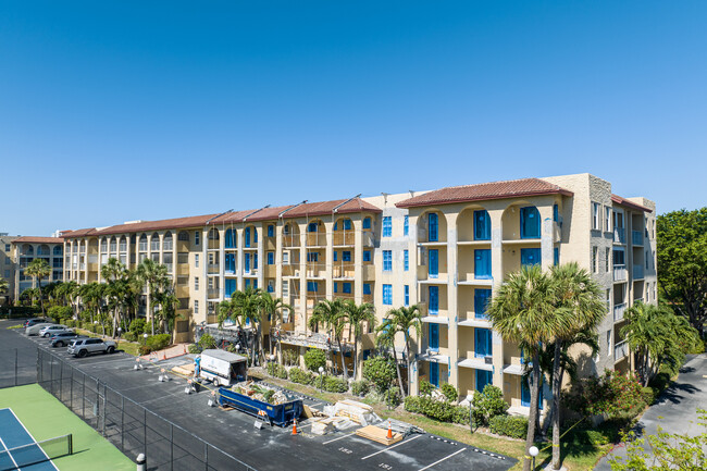 Tierra Del Mar in Boca Raton, FL - Building Photo - Building Photo