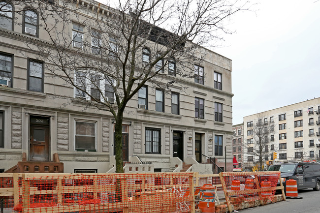 596 W 152nd St in New York, NY - Foto de edificio - Building Photo