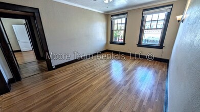 446 N Main St in Hendersonville, NC - Building Photo - Building Photo