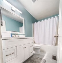 630 Hamlin Pl in Burlington, WA - Foto de edificio - Building Photo