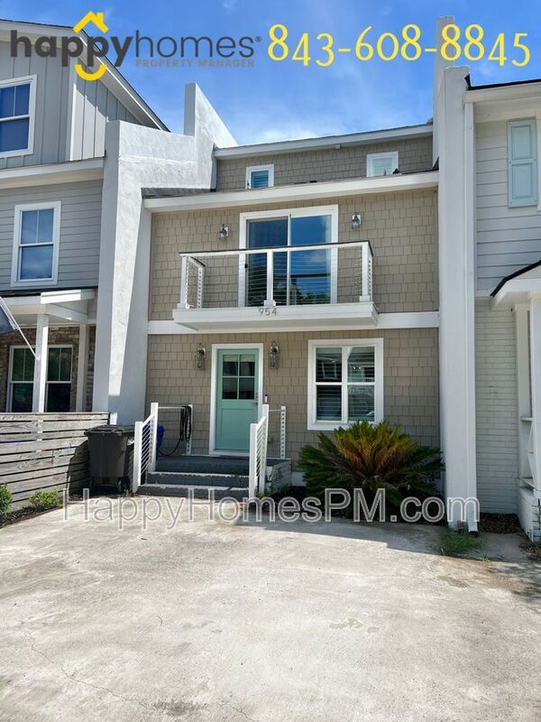 954 Myrtle Ct